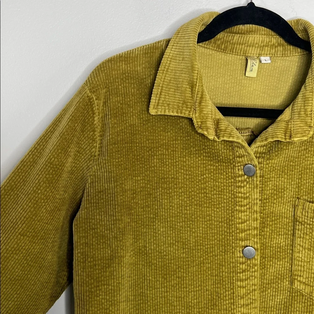 ELAN Cotton Blend Corduroy Fray Hem Button Front Shacket Size Large - Picture 4 of 11